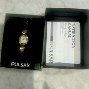 Pulsar Diamond women’s watch